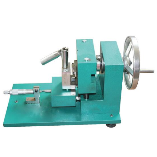 What Are the Standards for the Plastic Limit Test?