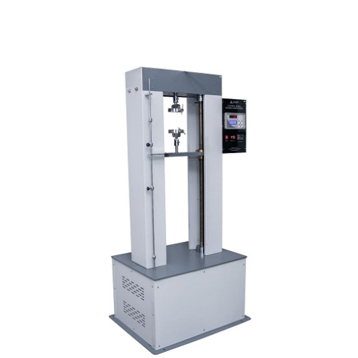 Setting Up the Universal Testing Machine